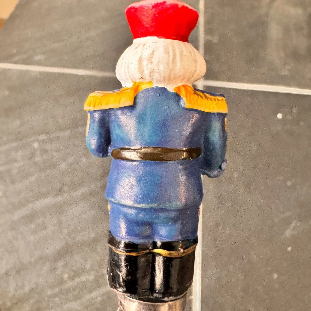 N/A blue novelty cheese