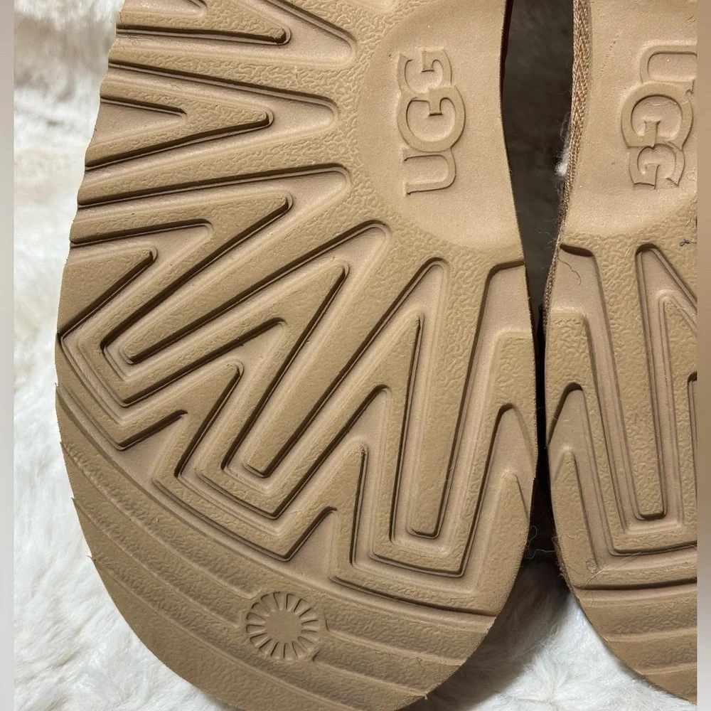UGG kids slippers