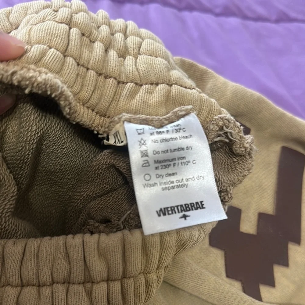 vertabrae these tan