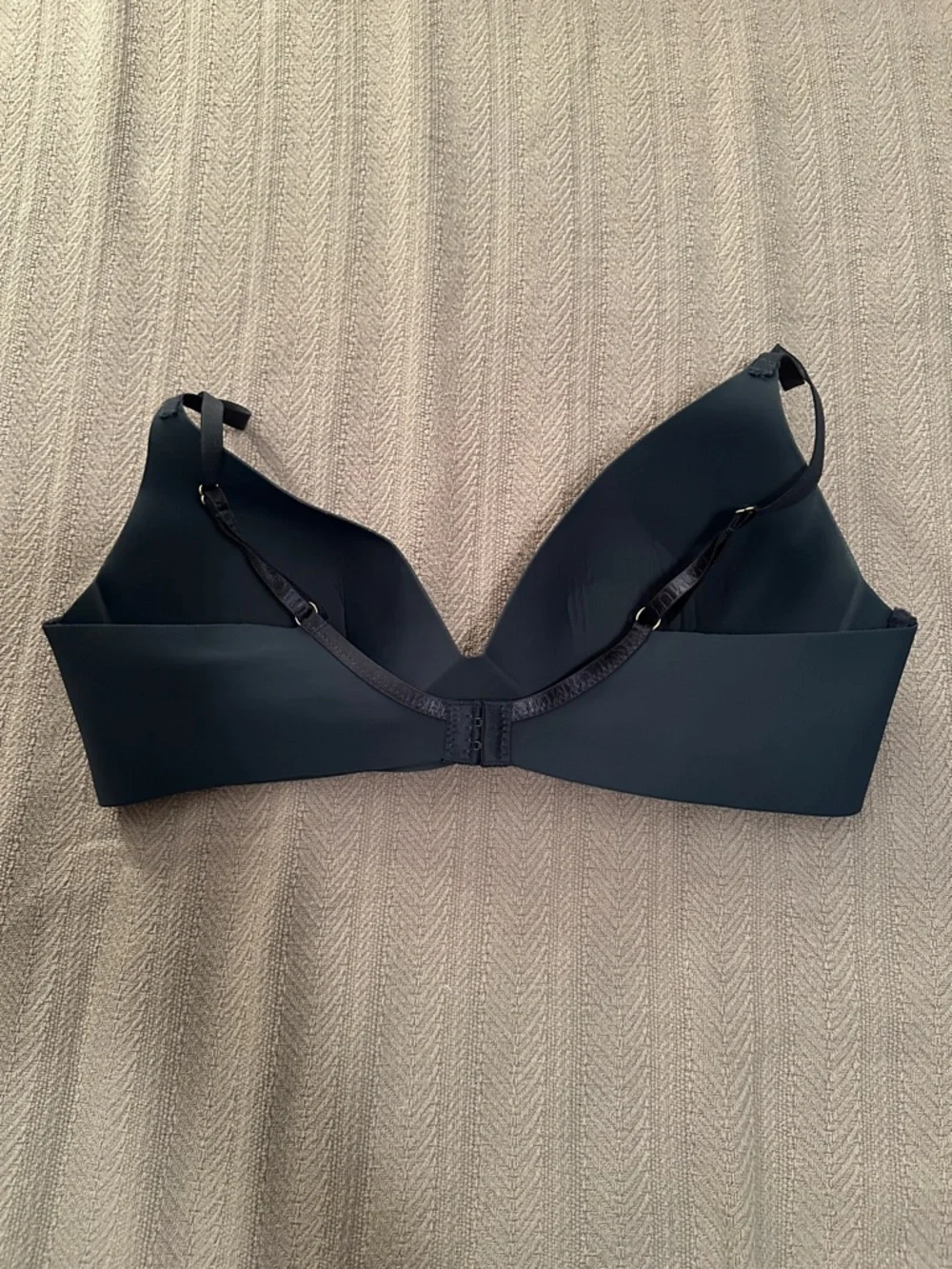 Vince Camuto lightweight molded