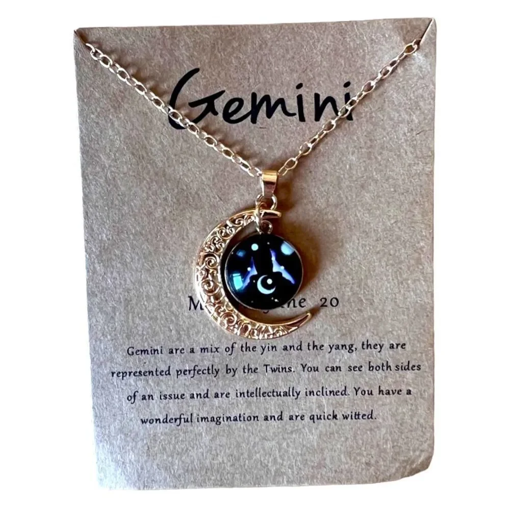 Gemini zodiac moon pendant necklace NWT gold tone