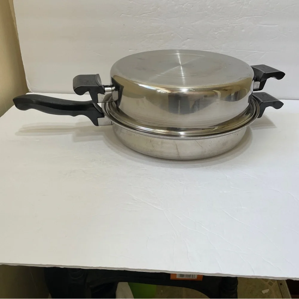 VINTAGE NEW ERA STAINLESS‎ STEEL SKILLET WITH LID AND EGG POACHER
