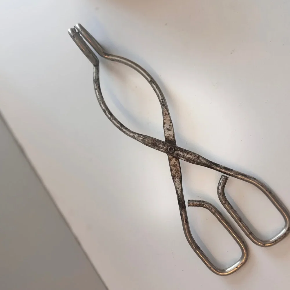 Vintage Silver Tone Metal Kitchen Tongs‎ Serving Food Sugar Ice Tong Scissor