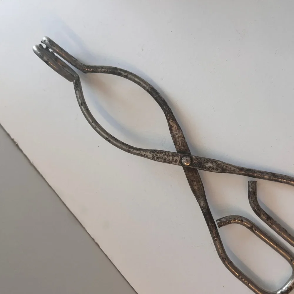 Vintage Silver Tone Metal Kitchen Tongs‎ Serving Food Sugar Ice Tong Scissor