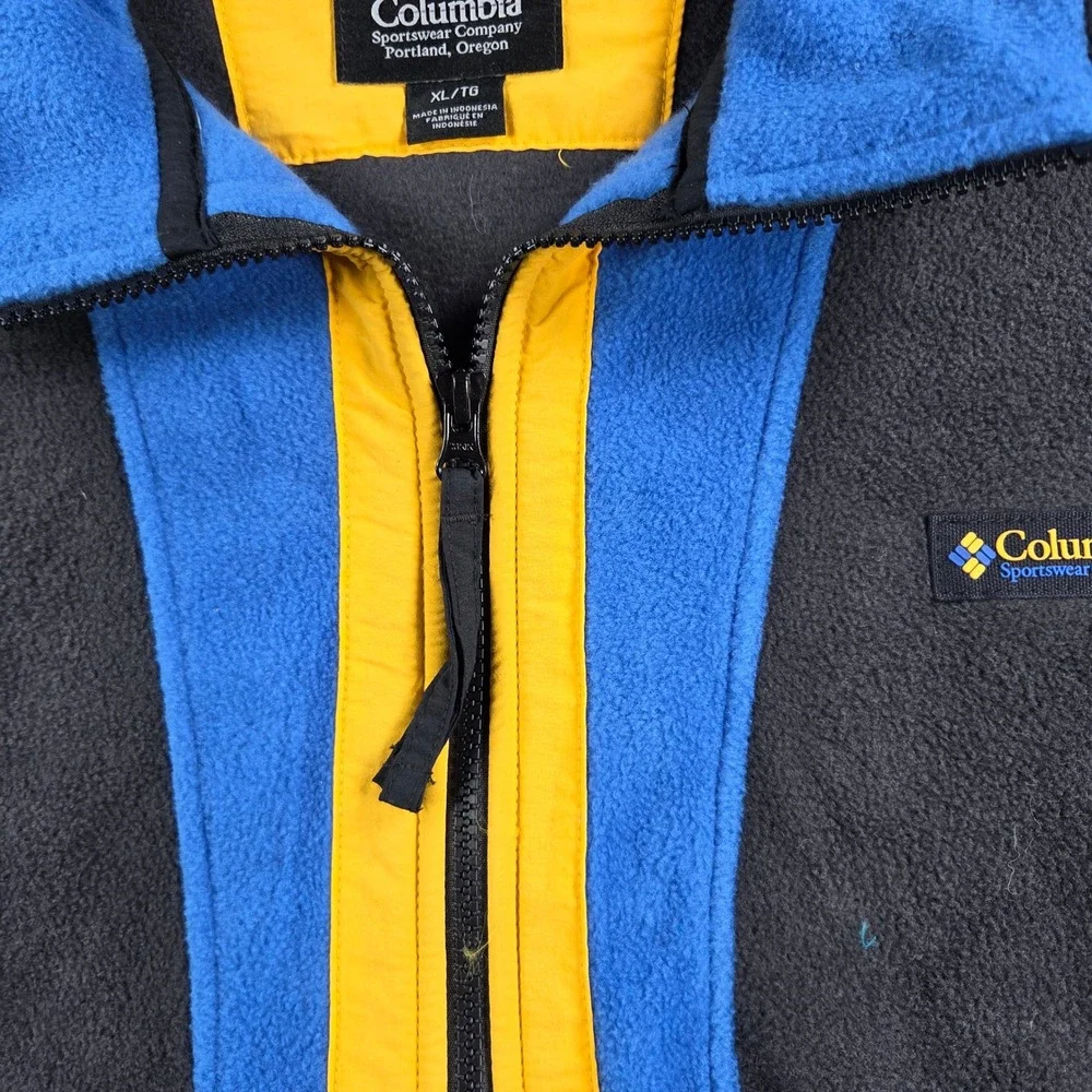 Columbia embrace great