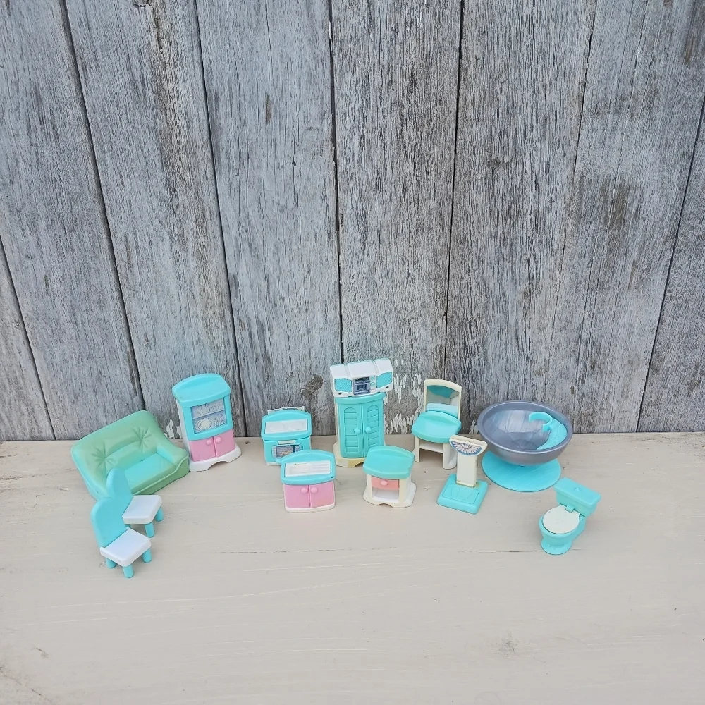 Vintage Toys R Us My Sweet Home Plastic Dollhouse Furniture‎ 13 Pieces Lot Set