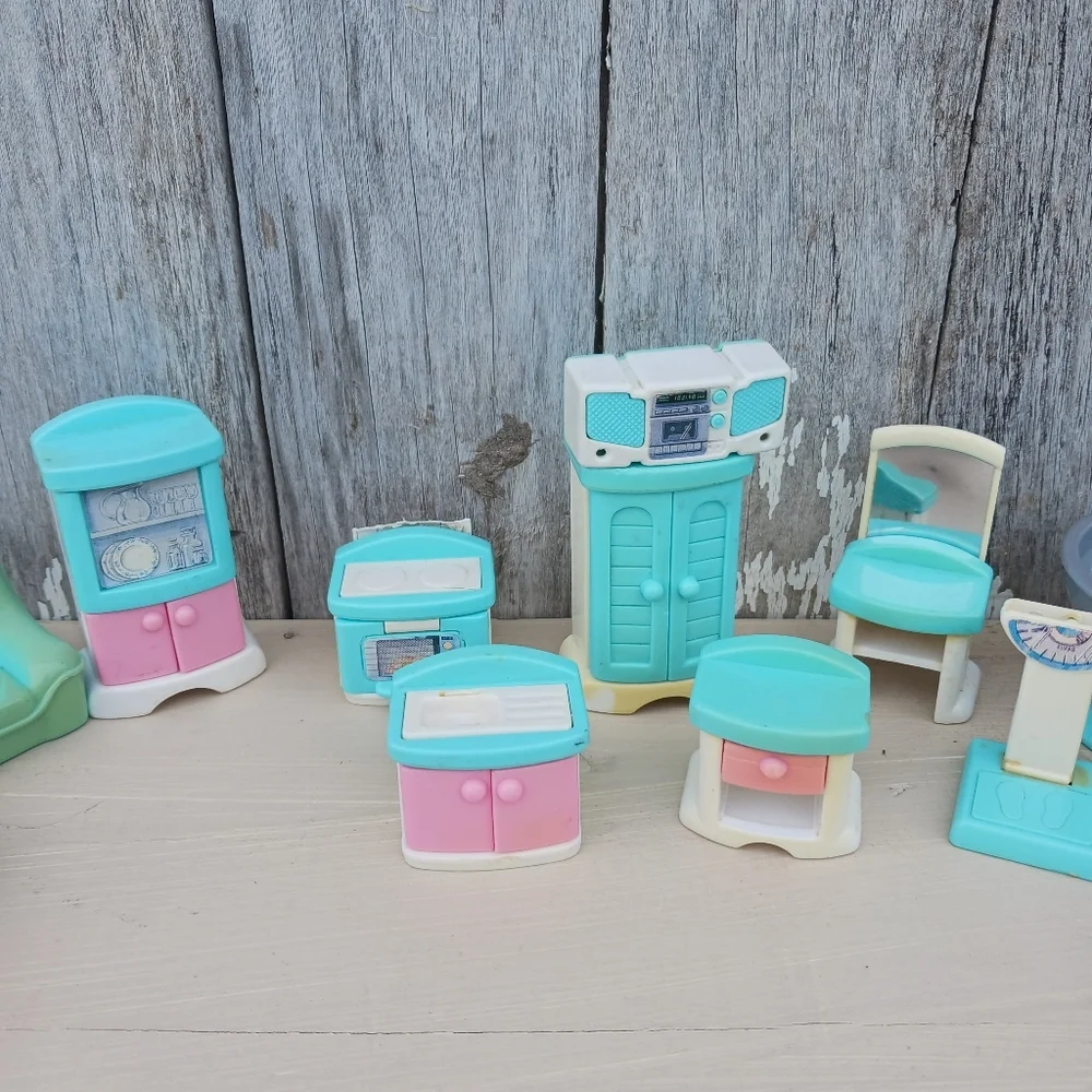 Vintage Toys R Us My Sweet Home Plastic Dollhouse Furniture‎ 13 Pieces Lot Set