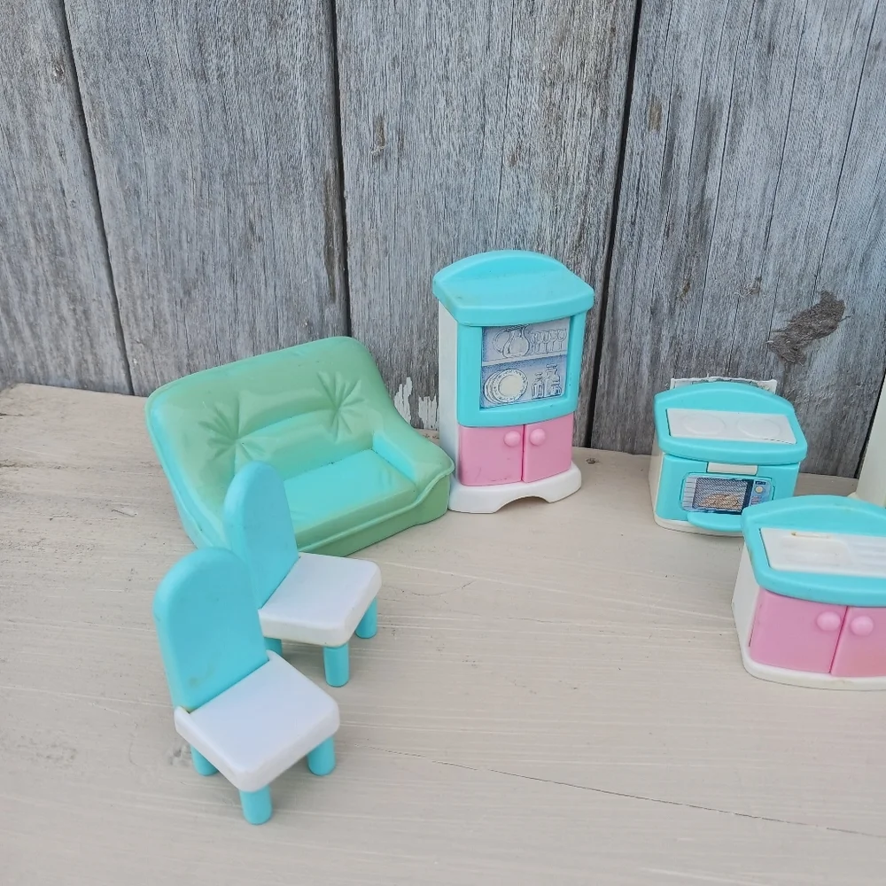 Vintage Toys R Us My Sweet Home Plastic Dollhouse Furniture‎ 13 Pieces Lot Set
