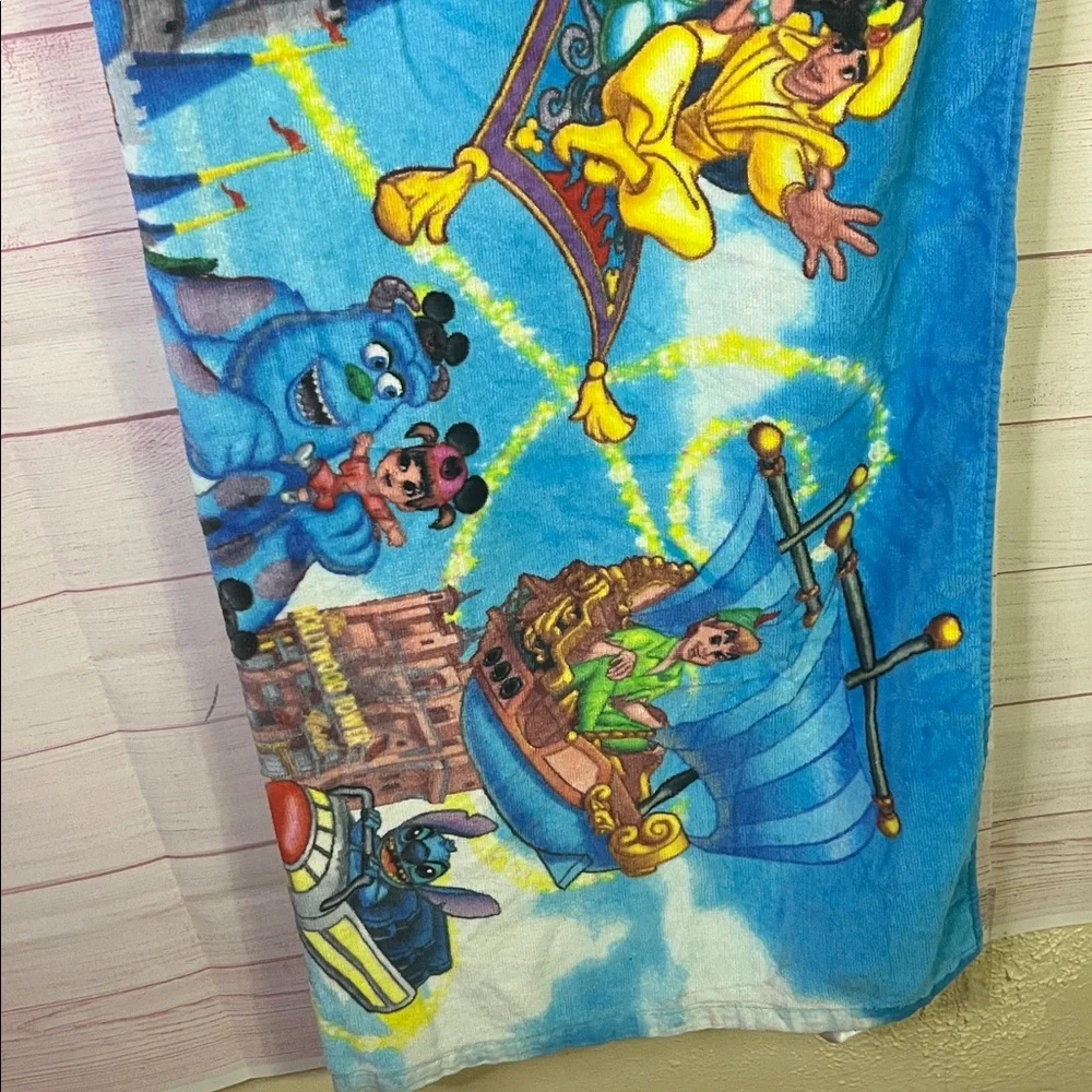 Walt Disney World Large‎ Beach Towel