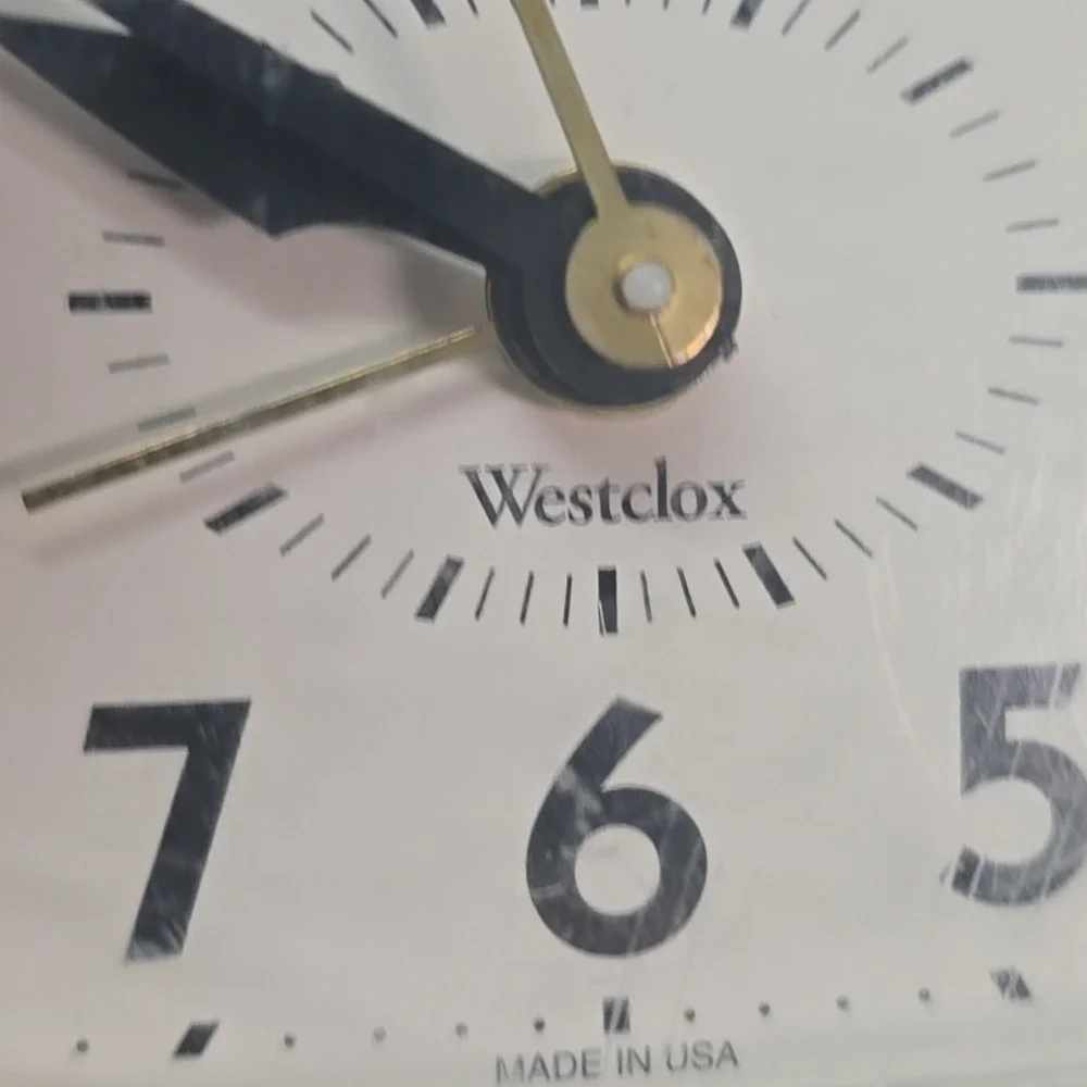 Westclox functional compact