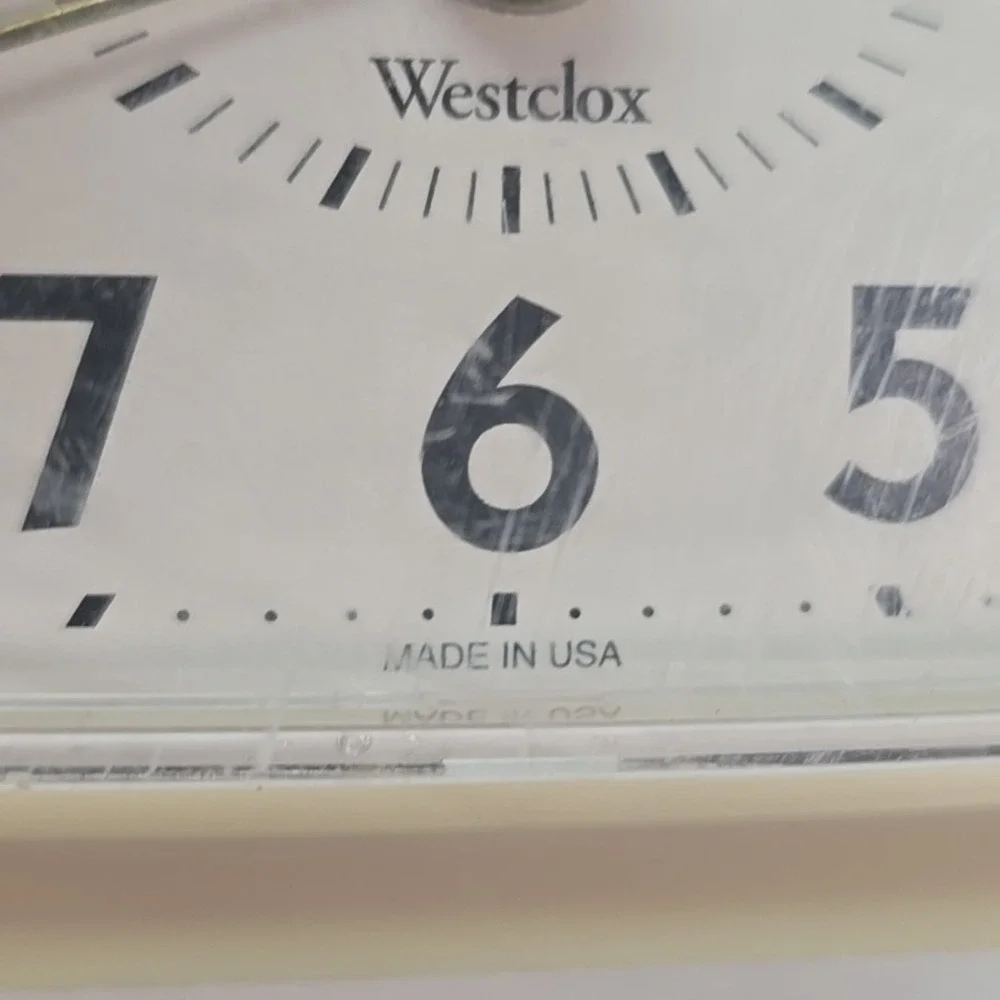 Westclox quartz numerals clock
