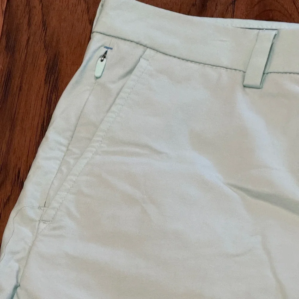 Vineyard Vines On-The-Go Shorts Mens 34 Mint Green Performance Stretch