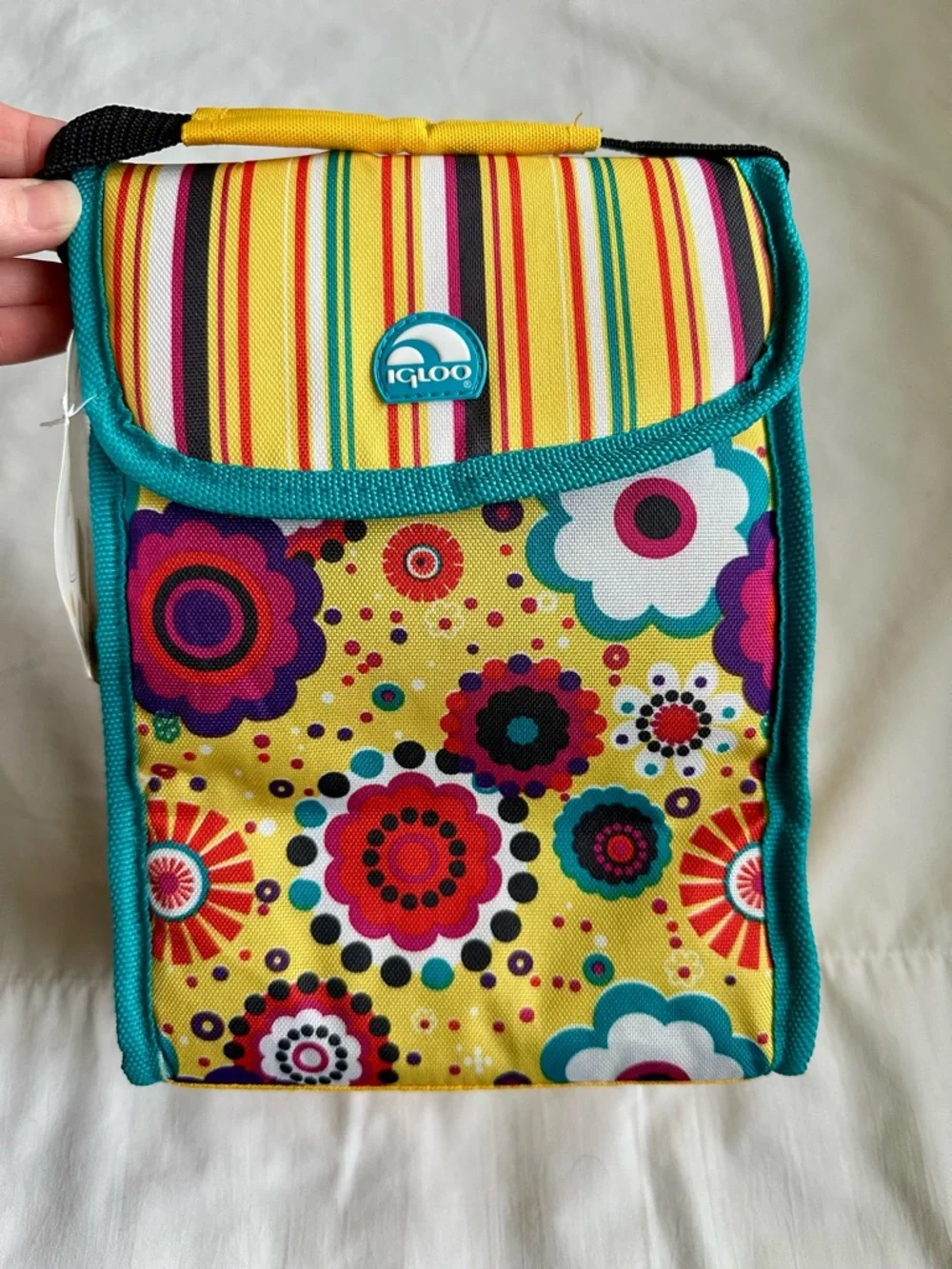 Igloo bright floral