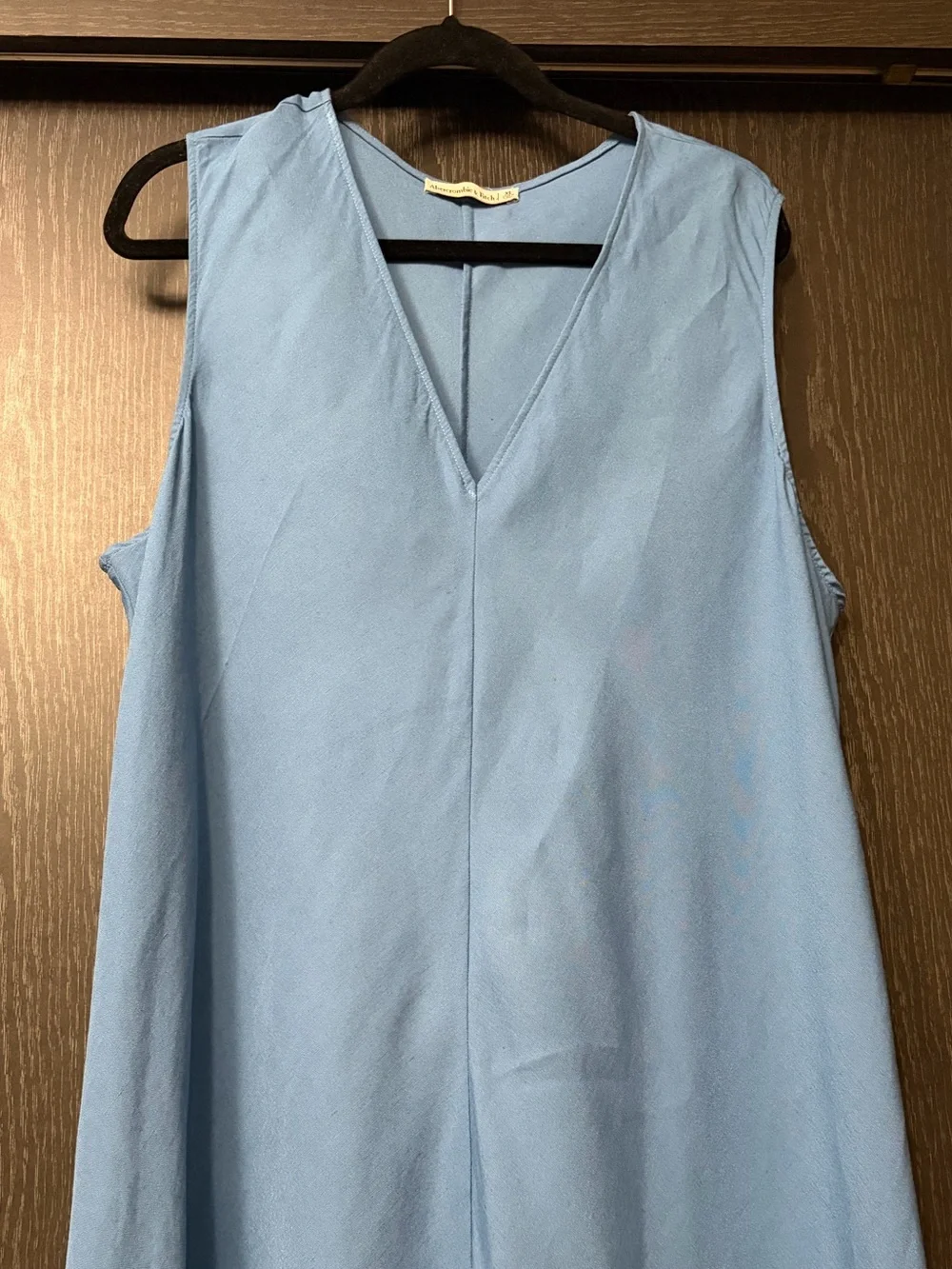 Abercrombie & Fitch draping sky wear