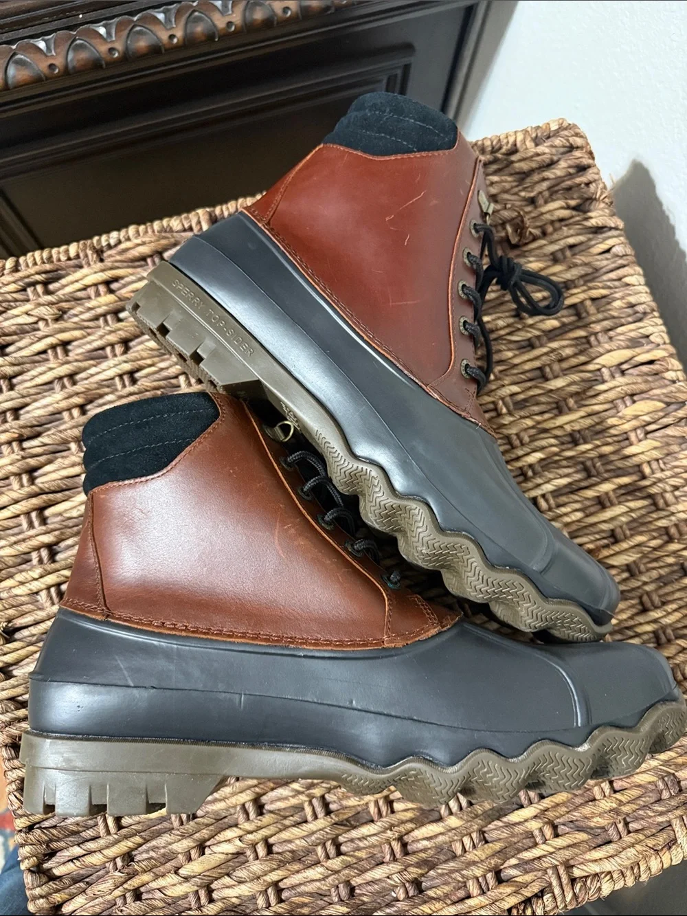 Sperry men boot