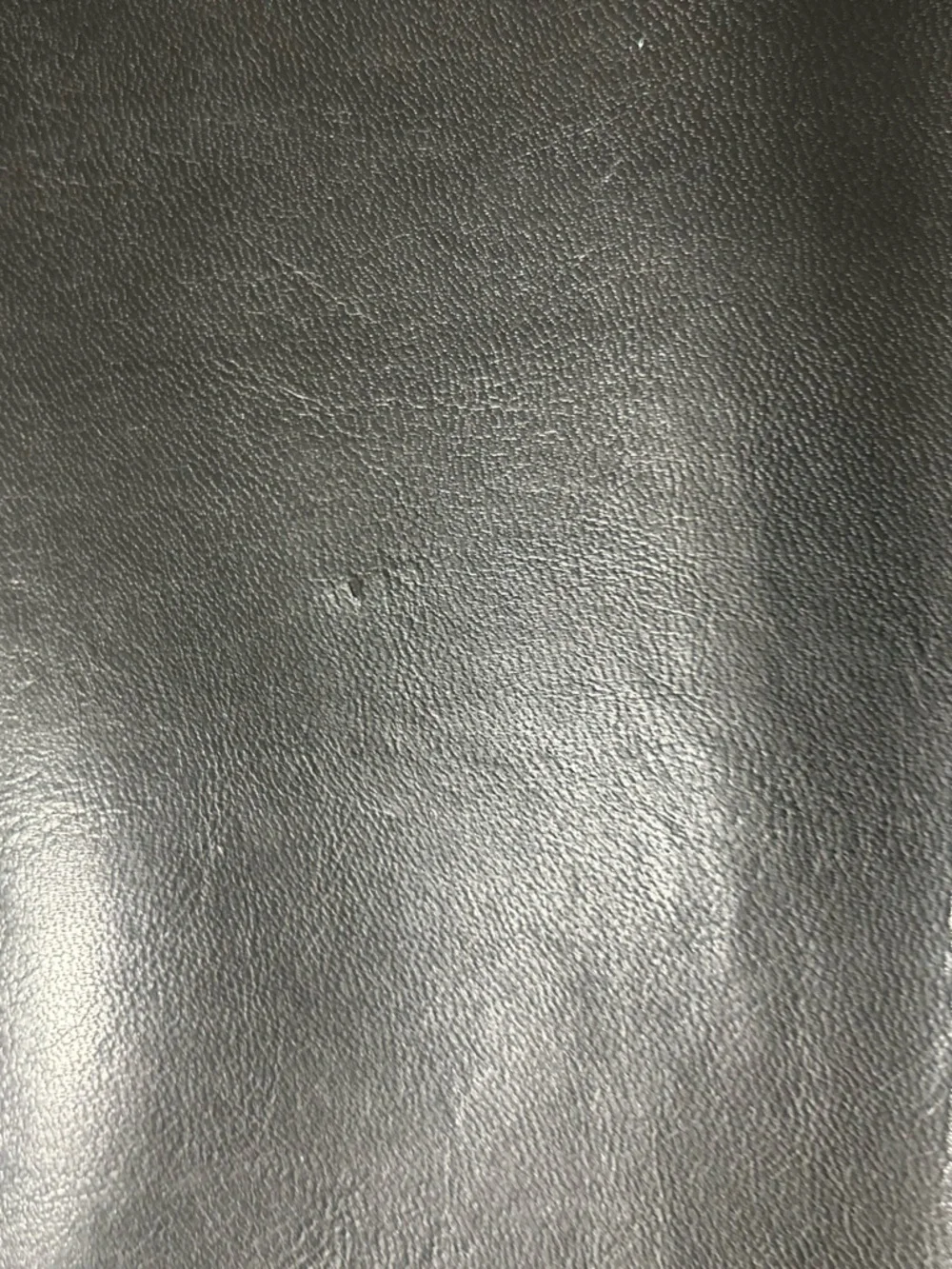 hazel clean black detail