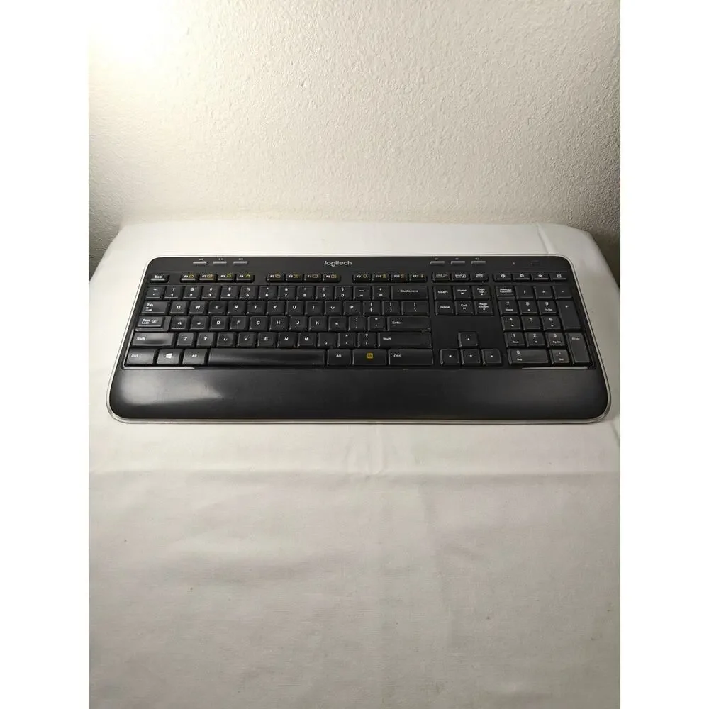 Logitech K520 Wireless Keyboard with Unifying Receiver USB Dongle