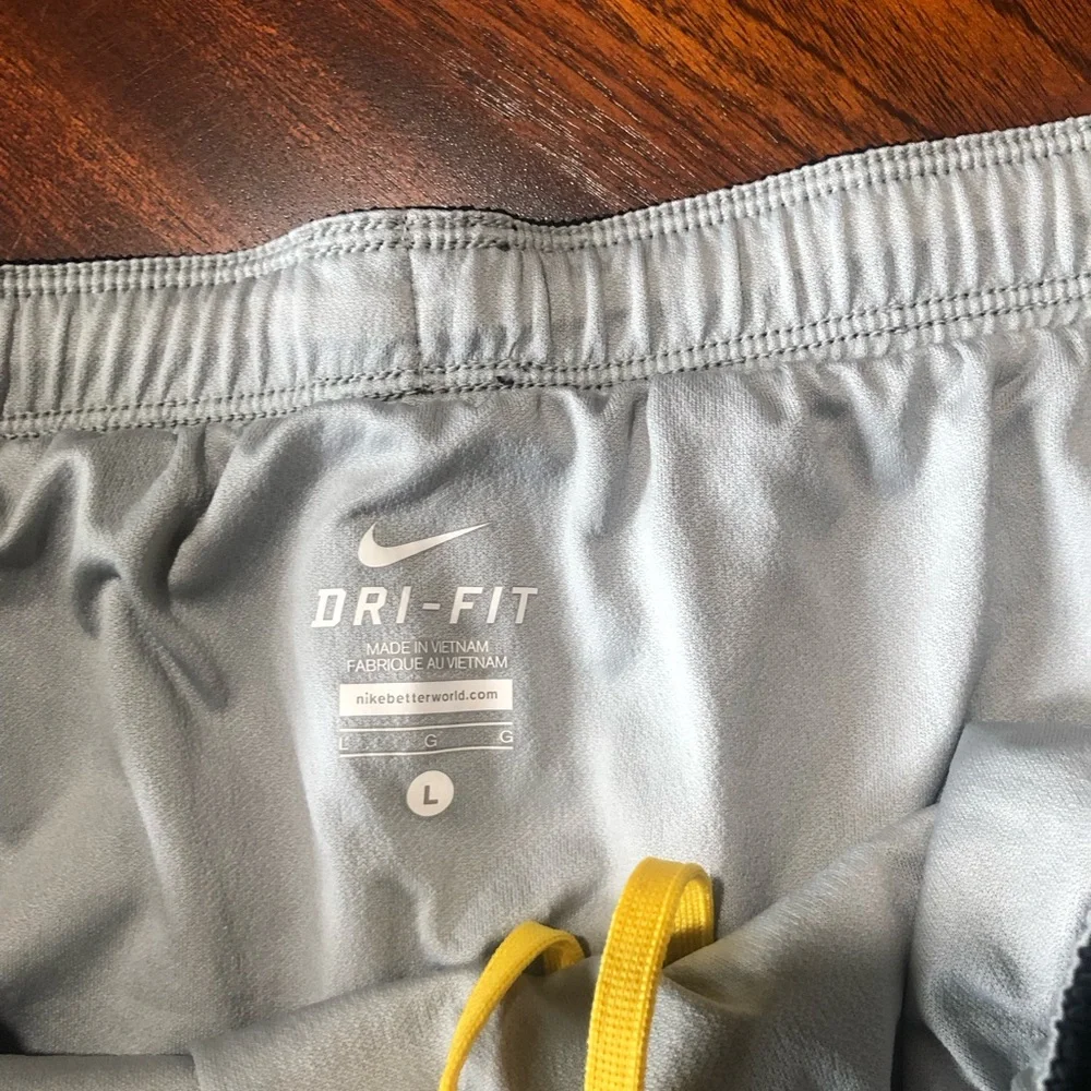 nike womens