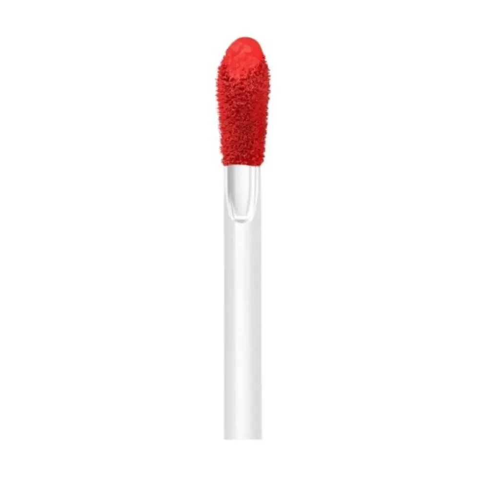 Jeffree Star itroducing jeffree
