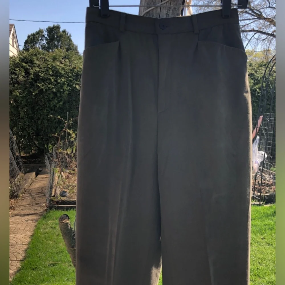 Barry Bricken classic tailored
