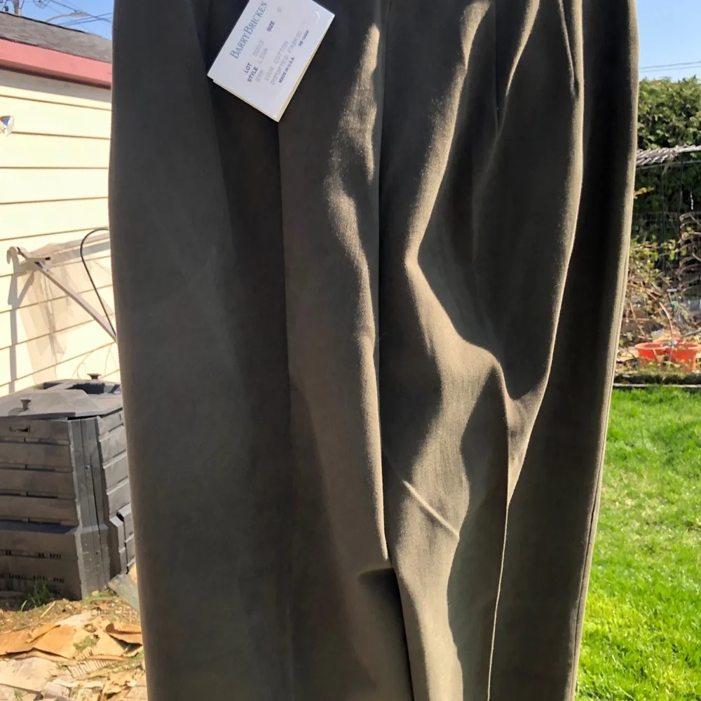 Barry Bricken classic tailored