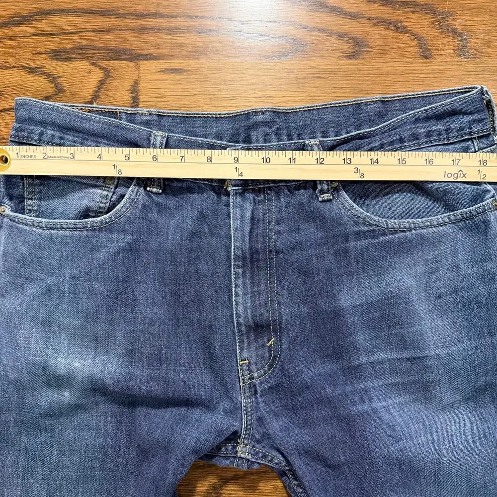 Levis essential levi