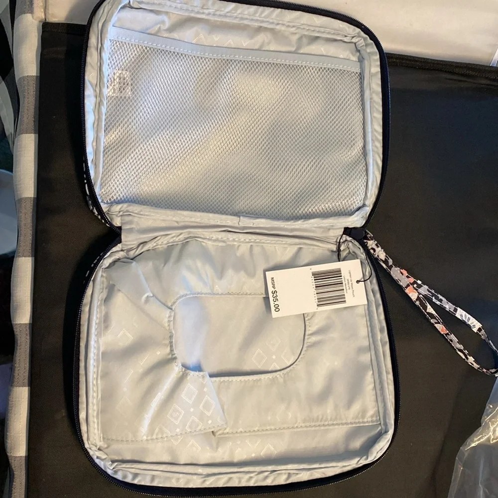 Vera Bradley stylish vera