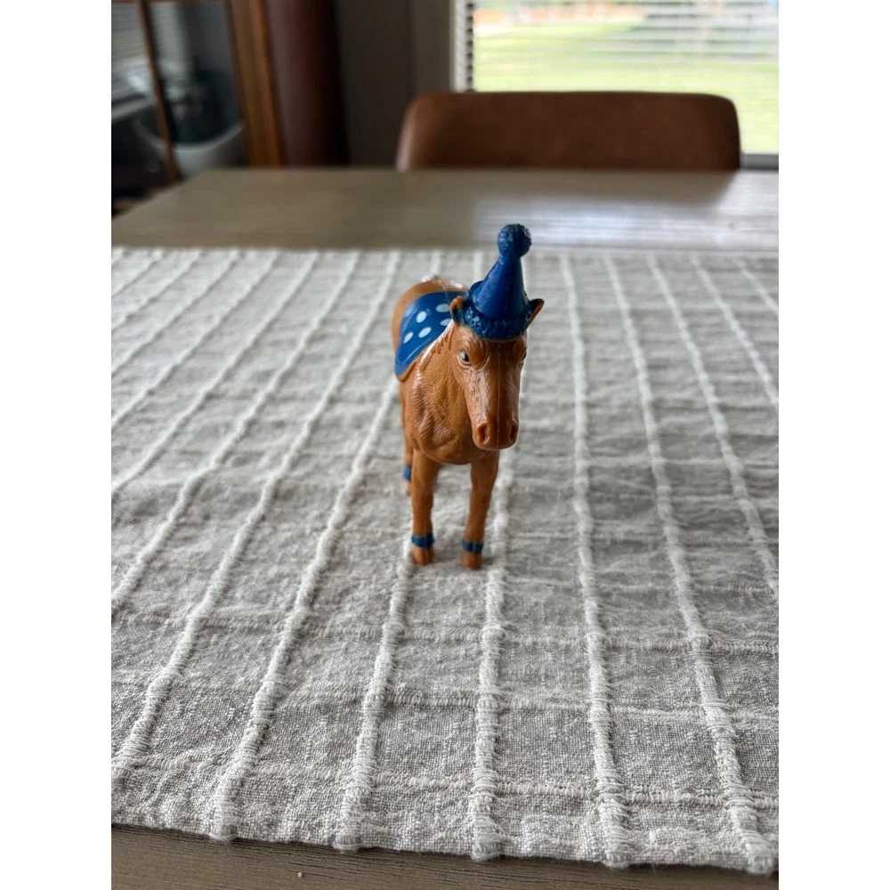 ankyo cake topper