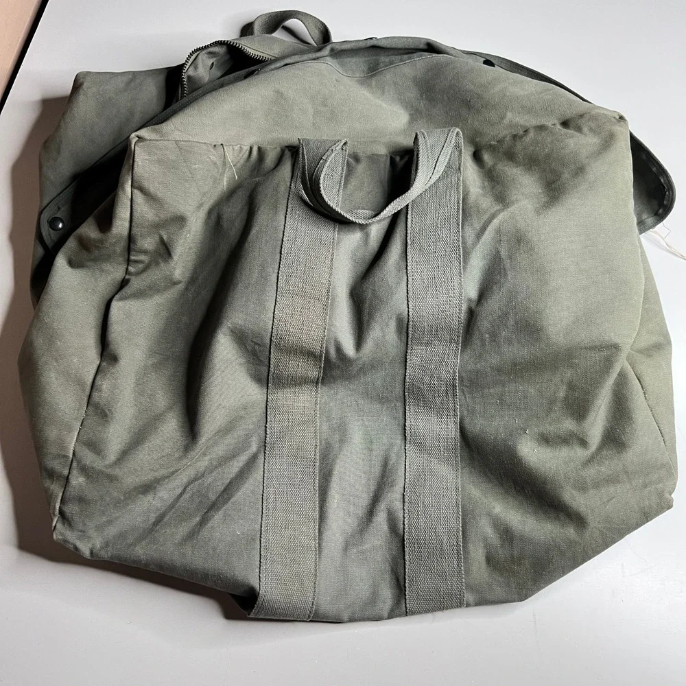 Vintage 1978 US Military Kit Bag Flyers Olive Drab Canvas Duffel Bag 11-1-302