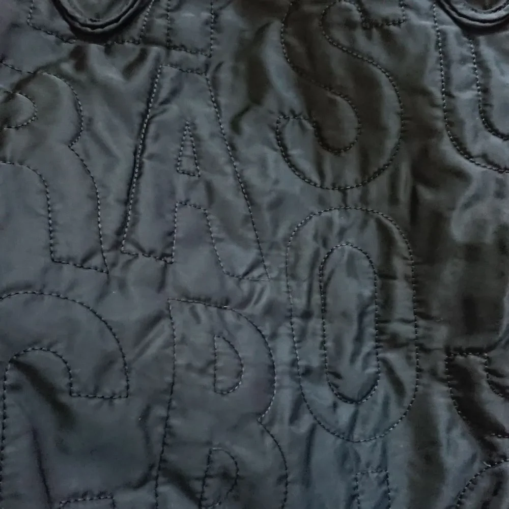 Marc By Marc Jacobs plaque used pockets