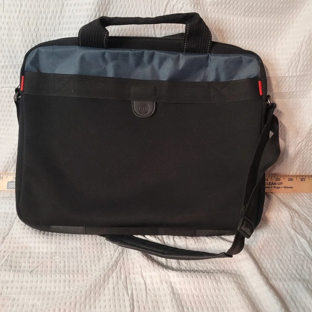 SwissGear laptop messenger