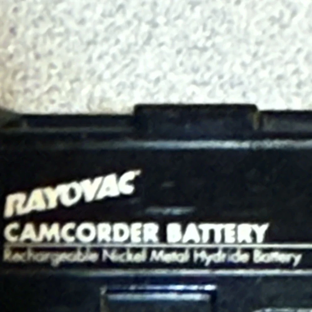 Rayovac RV-2200K Rechargeable‎ Nickel Metal Hydride Camcorder Battery Used