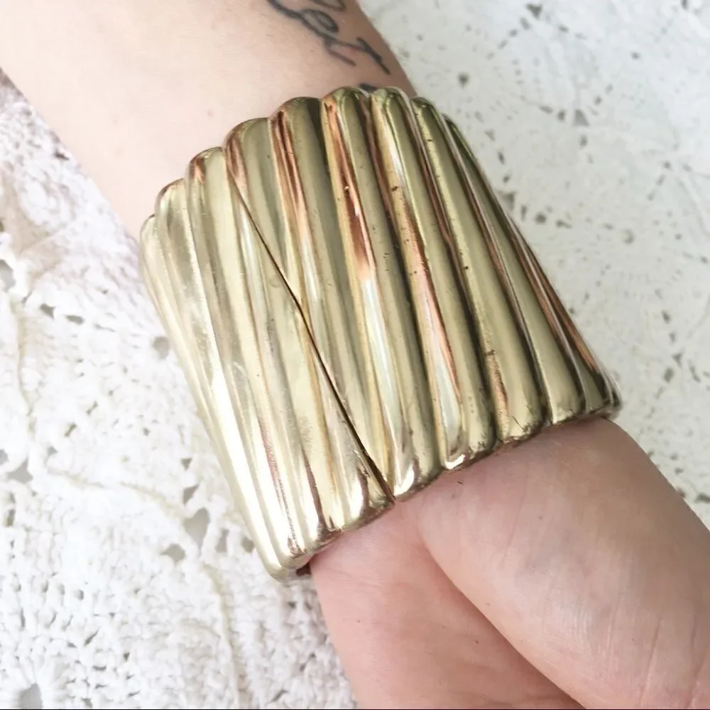 N/A goldtone ribbed