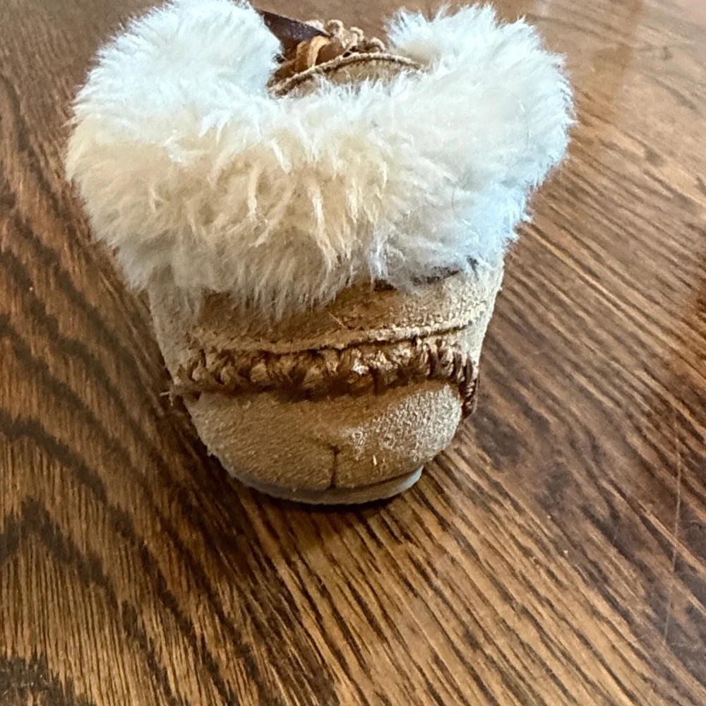 Minnetonka see small cozy