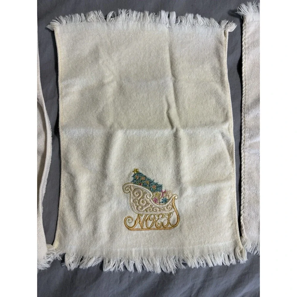 Vintage Christmas Towel Set 3 Pieces Ivory Appliqués Santa Sled Christmas Tree