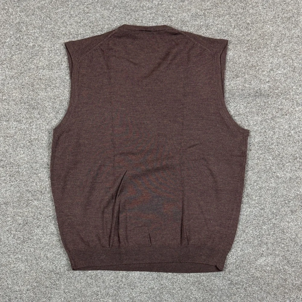 Jos. A. Bank vest excellent