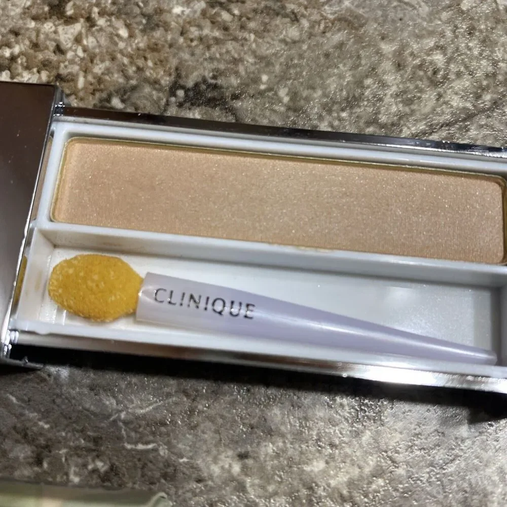 Clinique‎ Stay The Day Eye Shadow .10 oz 11 Honeybunch (new with box)