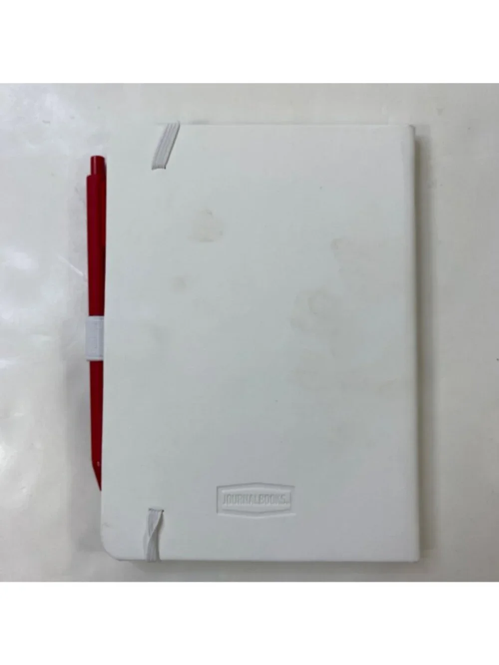 eBayana this red