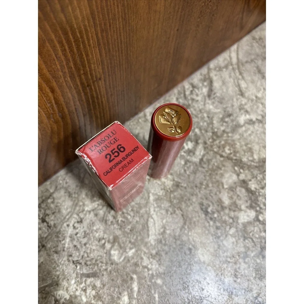 Lancome labsolu camila