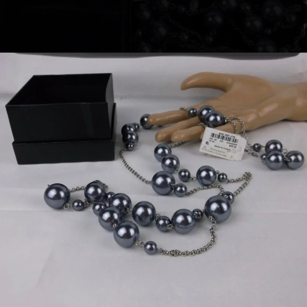 NWT Boxed Ali Khan Big‎ Faux Pearl Necklace 56