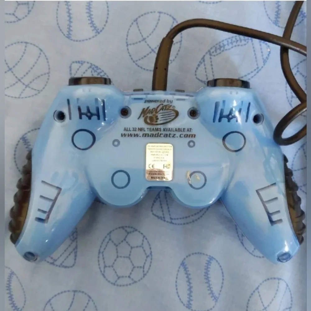 Tennessee Titans Playstation 2 NFL Mad Catz Control Pad Pro Controller
