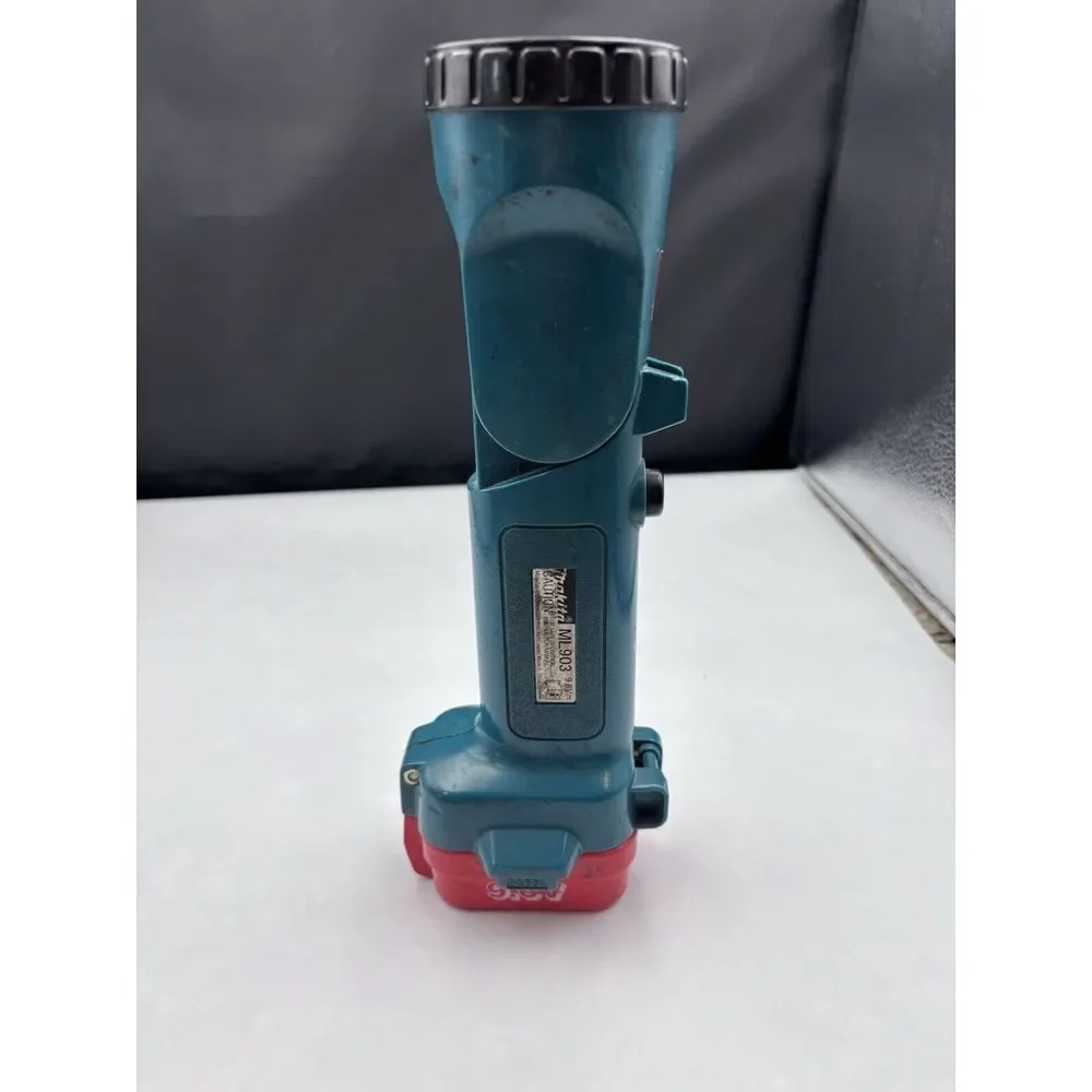 N/A makita flashlight