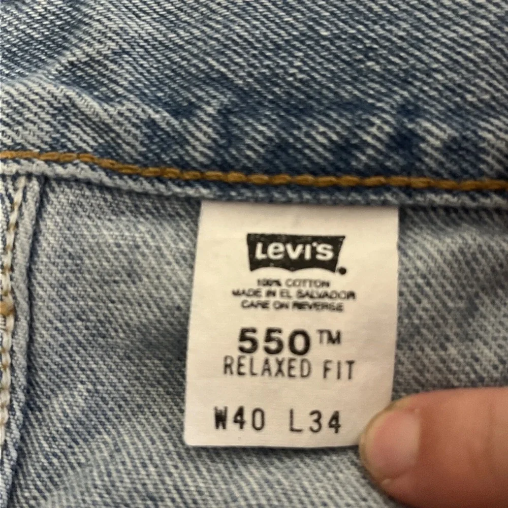 Levis pictures measurements