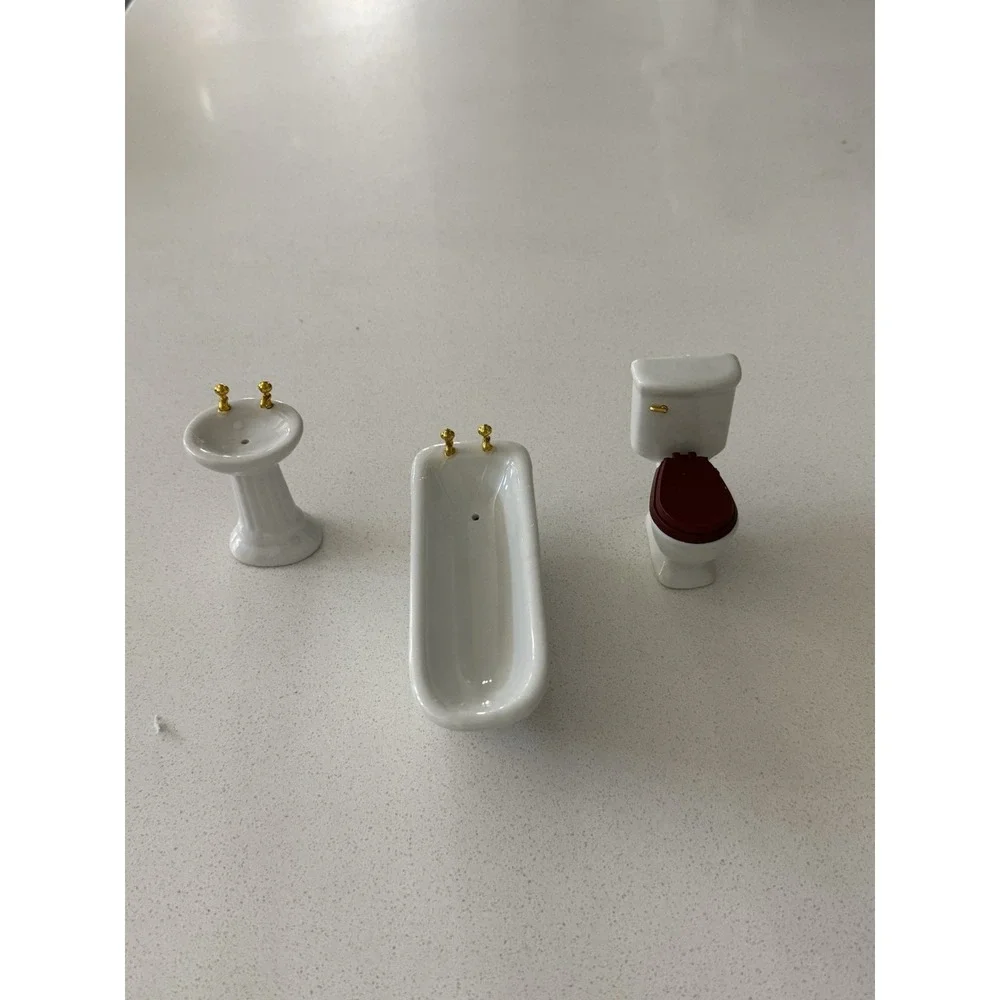 Miniature Dollhouse 1:12 Scale - Bathroom Set White‎ Gold Fixtures T5013