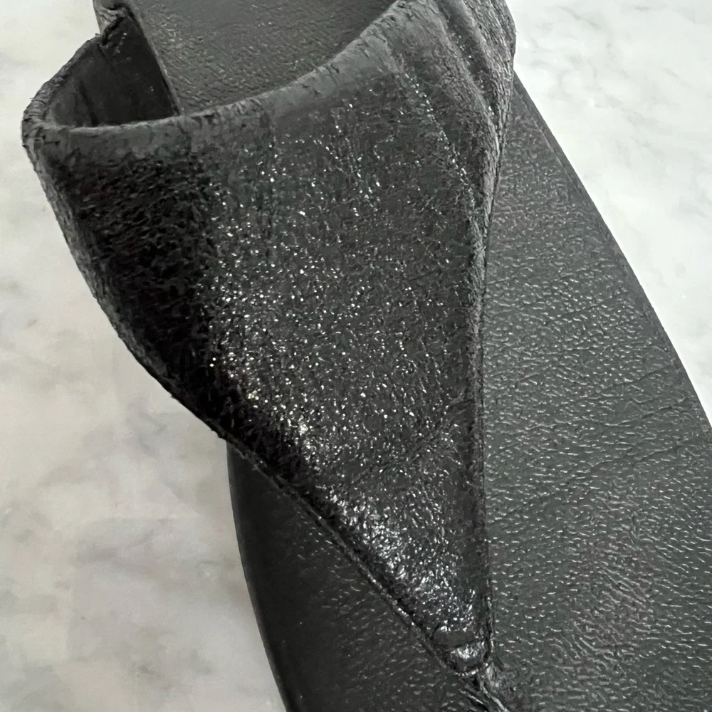 fitflops black