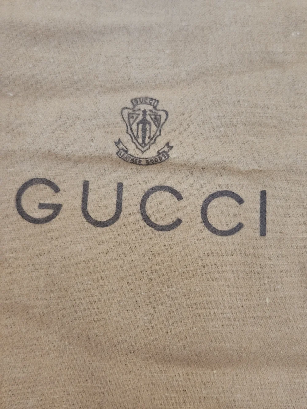 Gucci excellent no