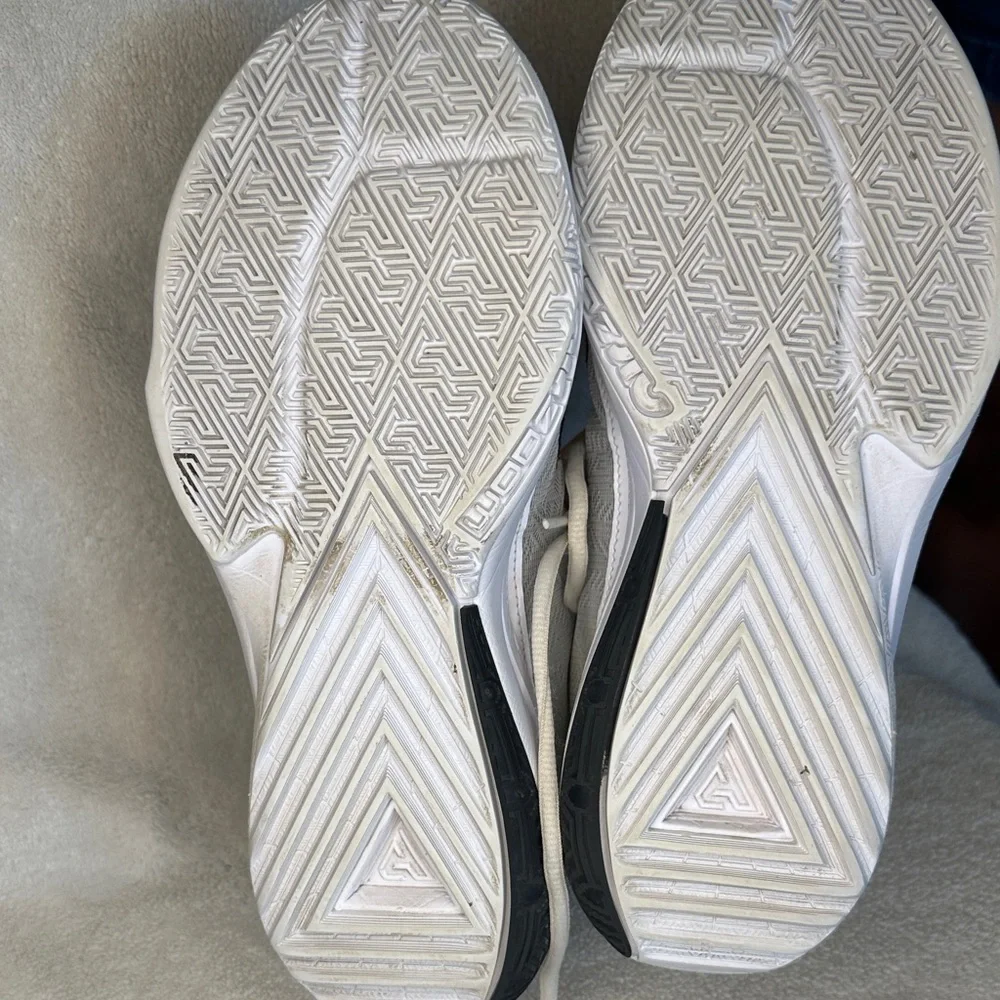 Nike sleek lifestyles