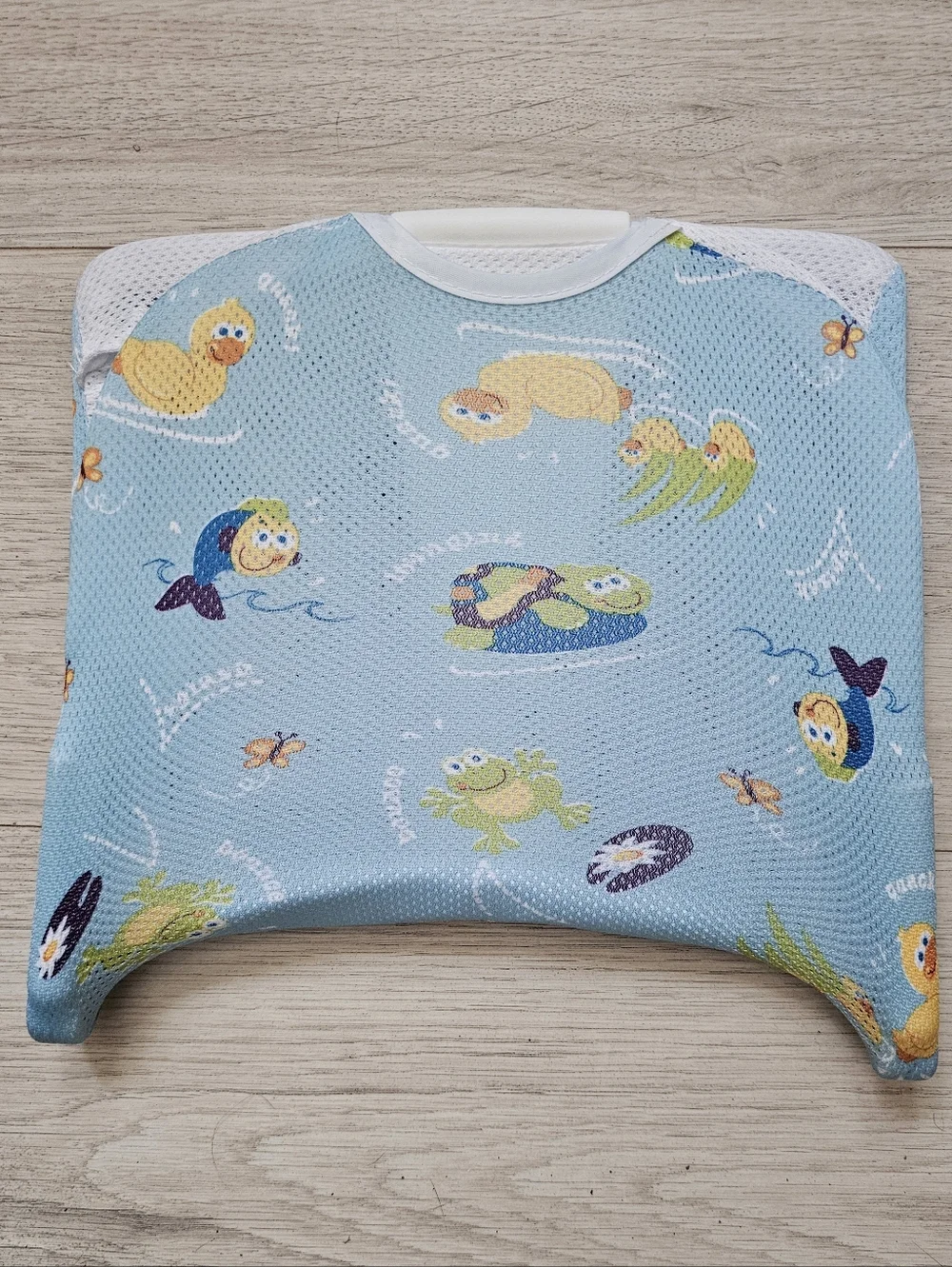 Summer Infant fold store