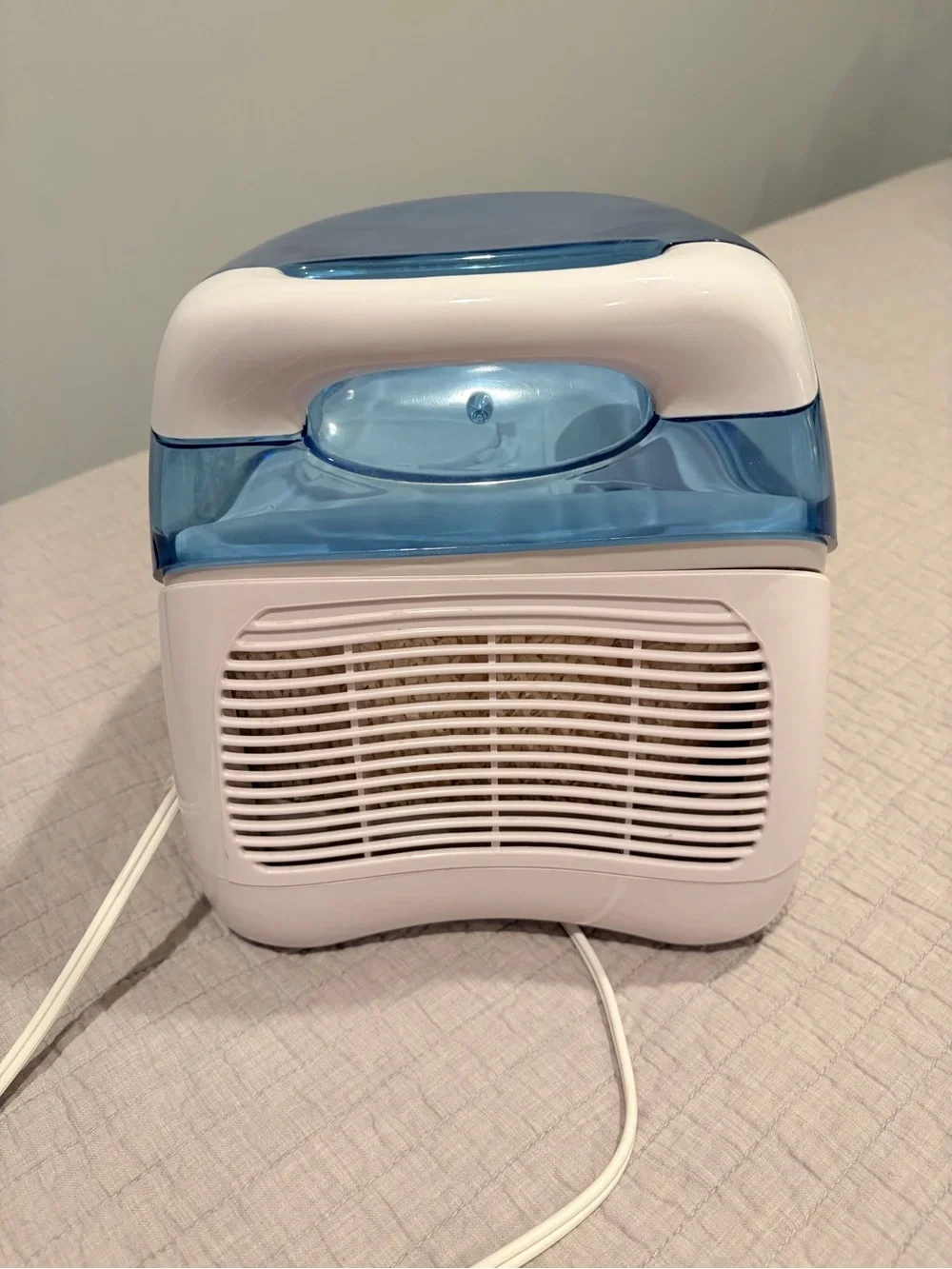 Vicks filtered cool