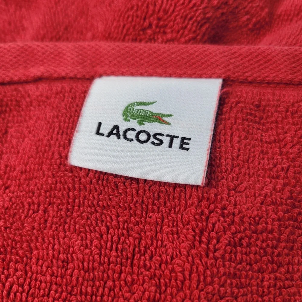 Lacoste bathroom bath